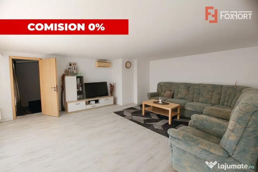 Apartament cu 3 camere semidecomandat în Girocului