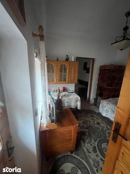 Casă cu 3 camere cu Teren 250 Mp în Sud