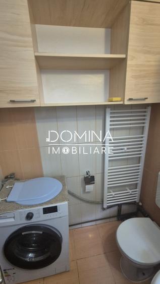 Apartament cu 3 camere semidecomandat, mobilat în Central