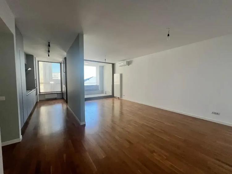 Apartament cu 2 camere decomandat în Cișmigiu
