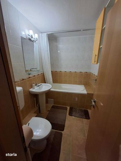 Dau in chirie apartament decomandat 2 camere mobilat/utilat in Velenta - 3