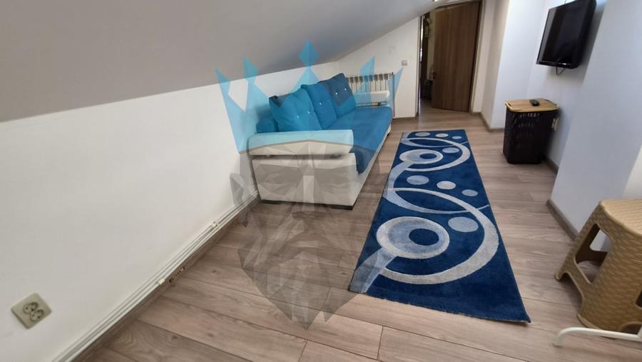 Apartament cu 2 camere decomandat, mobilat în P-ța Romană