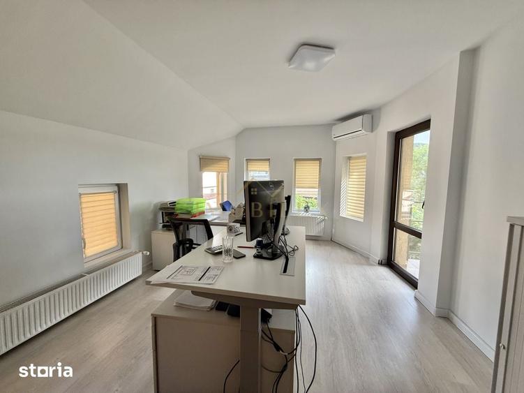 Casă cu 6 camere cu Teren 400 Mp în Florești