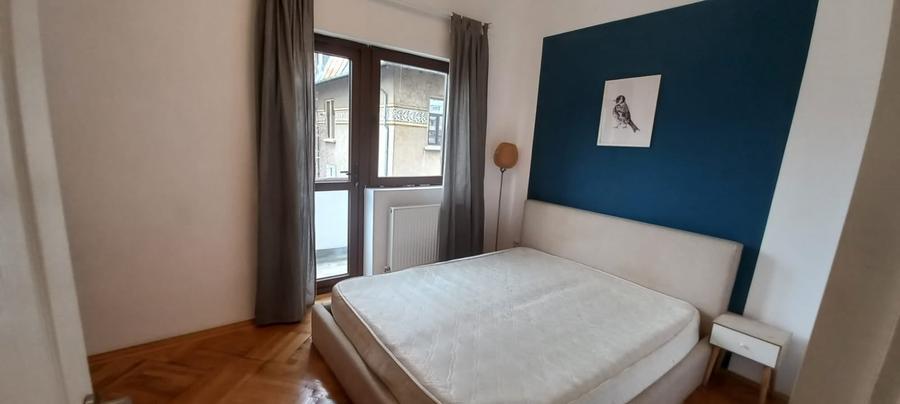 Apartament cu 4 camere decomandat în Rosetti