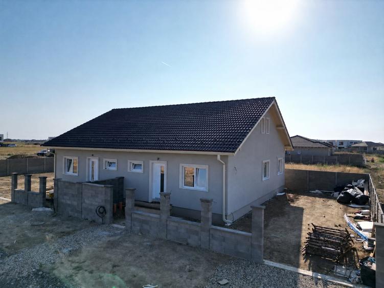 Duplex cu 3 camere cu Teren 358 Mp în Moșnița Nouă