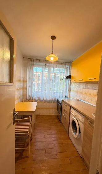 Apartament cu 2 camere semidecomandat, mobilat în Dorobanți