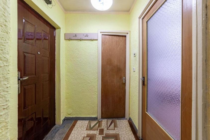 Apartament cu 2 camere decomandat, mobilat în Banat