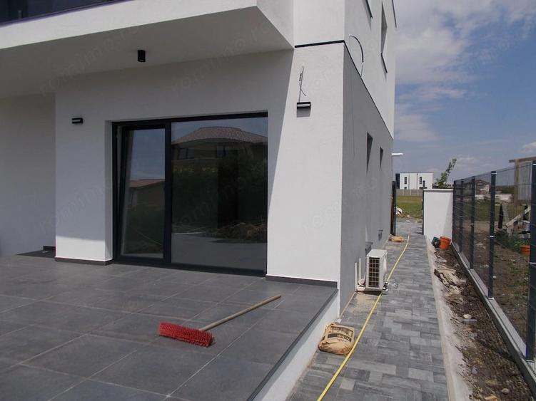 Triplex, P+E, Sacalaz, 3 si 2 dormitoare, living, la cheie, 105 si 86mp, com=0% - 3