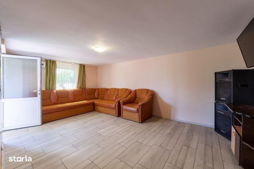 Casă cu 3 camere cu Teren 1034 Mp în Crintești
