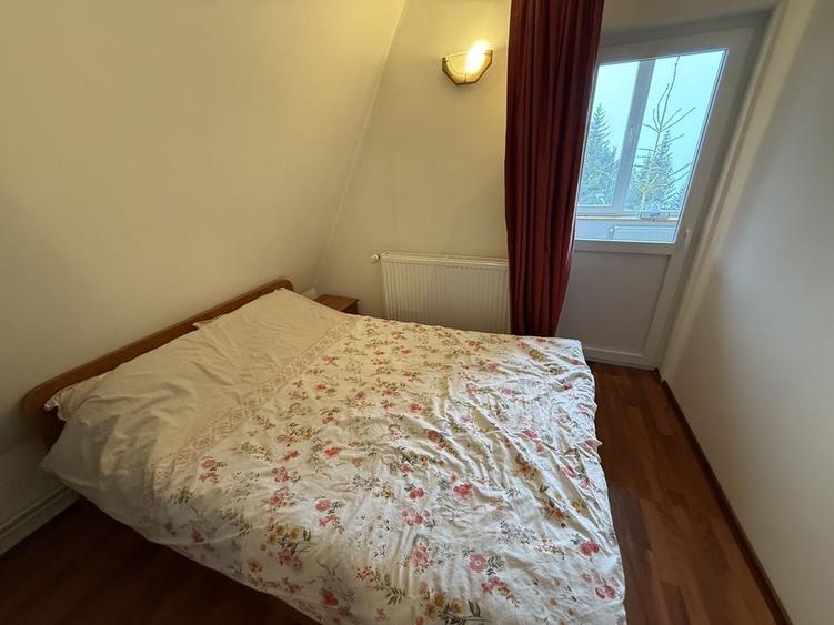 Casă cu 4 camere în Exterior Vest