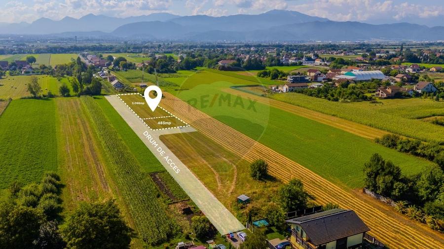 Teren Construcții intravilan de 3098 mp, în Stupini