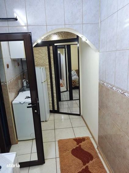 Inchiriez apartament 2 camere etaj 1 Micro 19 - 2