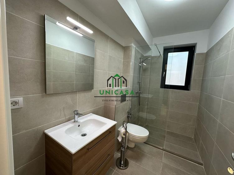 Apartament cu 2 camere decomandat, mobilat în Central
