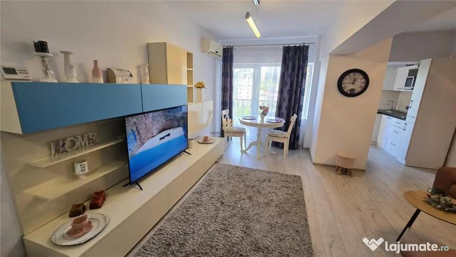 Apartament cu 2 camere decomandat în Ultracentral