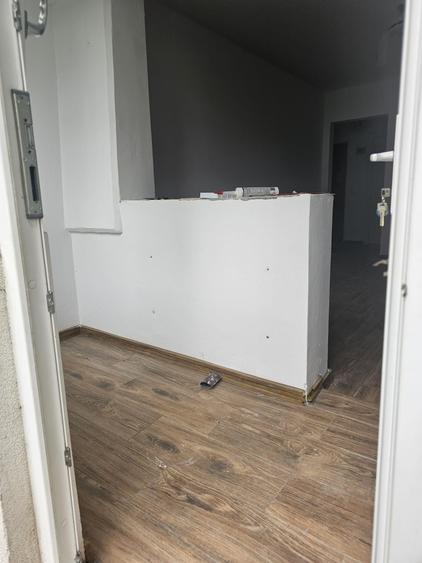 Spațiu comercial, de 60 mp, în Mioriței