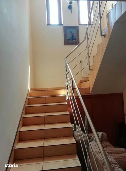 Casă cu 4 camere cu Teren 500 Mp în Ștefan cel Mare
