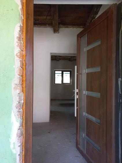 Casă cu 2 camere cu Teren 3200 Mp în Fărcașa