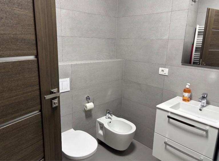 Apartament cu 2 camere semidecomandat în UTA