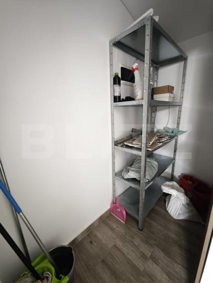 Apartament cu 3 camere semidecomandat, mobilat în Ghimbav