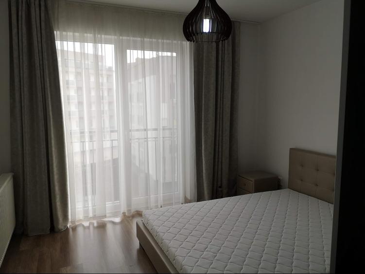 Apartament cu 2 camere decomandat, mobilat în Lazaret
