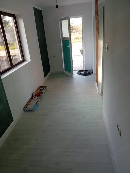 Casă cu Teren 385 Mp în Pecineaga