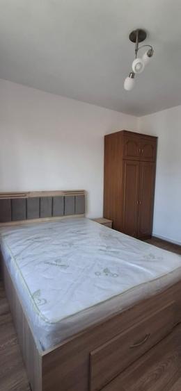Apartament cu 2 camere semidecomandat, mobilat în Griviței