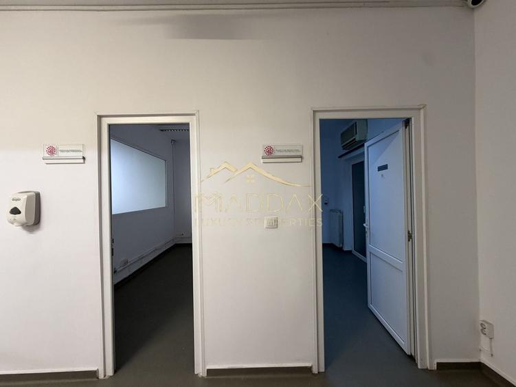 Casă individuală cu 10 camere cu Canalizare în Cotroceni