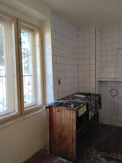 Apartament cu 2 camere nedecomandat în Central