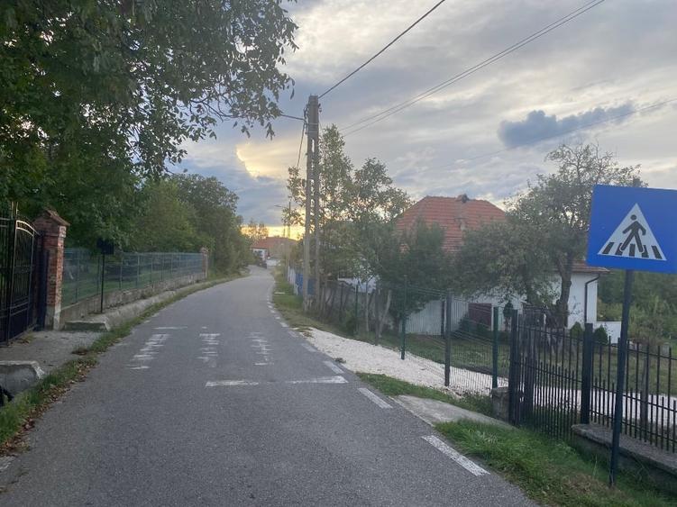 Teren intravilan de 986 mp, în Sud-Vest