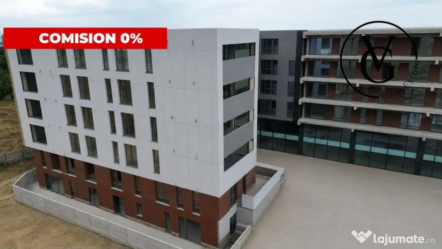 Apartament cu 4 camere decomandat în Central