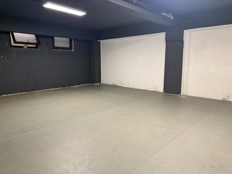 Birou, de 147 mp, în Moșilor