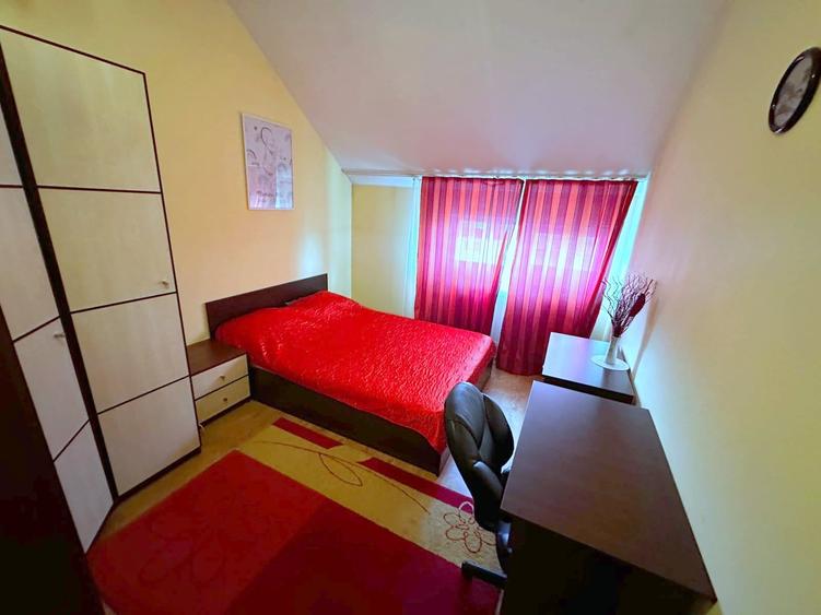 Apartament cu 3 camere semidecomandat în Iris
