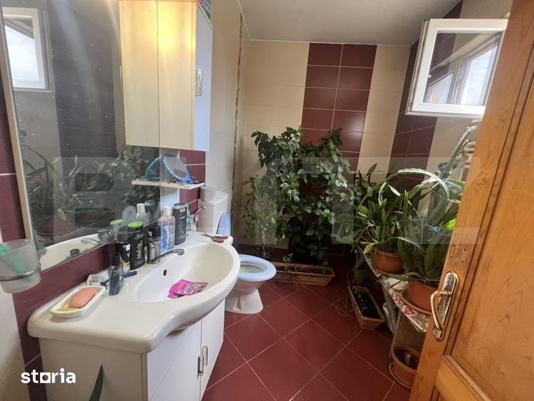 Casă cu 4 camere cu Teren 980 Mp în Central