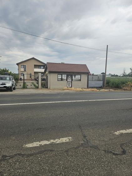 Casă cu 4 camere în Central