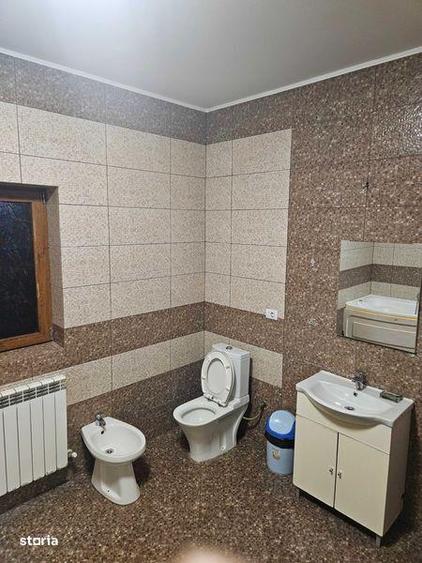 Casă cu 2 camere cu Teren 120 Mp în Păcurari