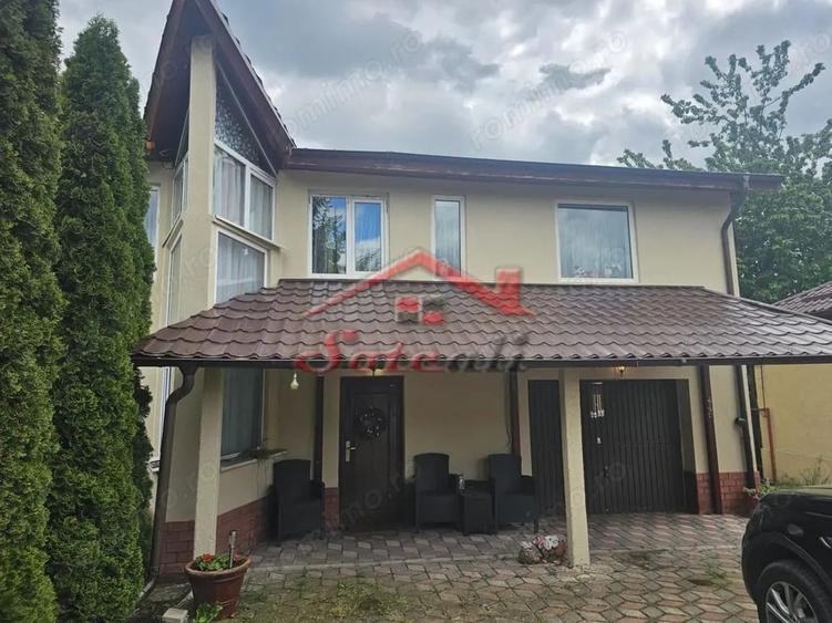 Casă cu Teren 1461 Mp în Cornu