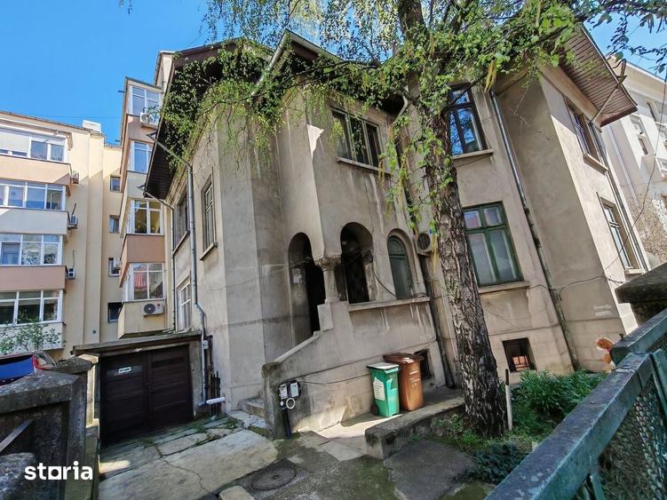 Apartament cu 4 camere în Cișmigiu