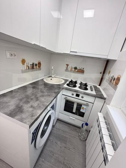 Apartament cu 2 camere semidecomandat, mobilat în Nord