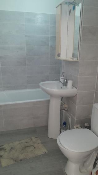 Apartament cu 2 camere decomandat în Mofleni