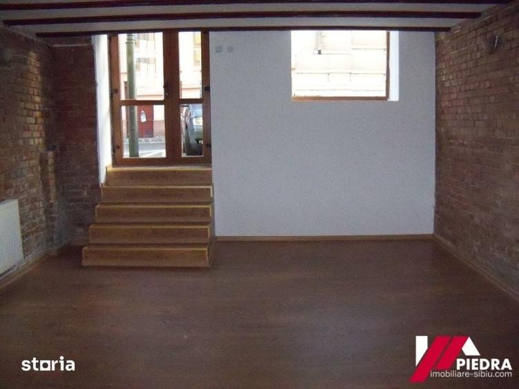 Spatiu Comercial, 300 m2, - 12