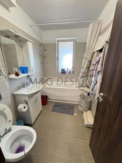 Apartament cu 2 camere decomandat în Giroc