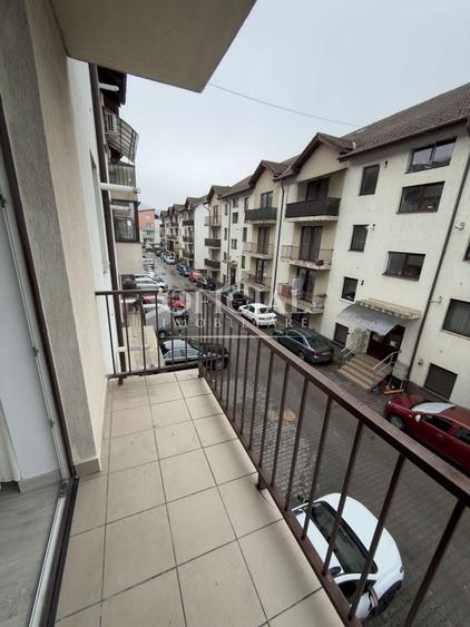 Apartament cu 2 camere semidecomandat, mobilat în Florești