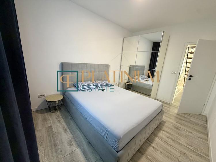 Duplex cu 4 camere cu Canalizare în Plopi