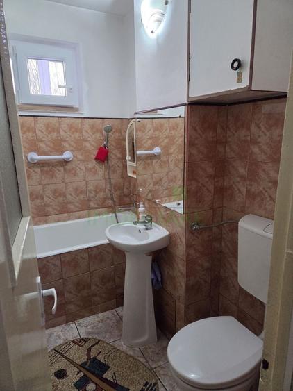 Apartament cu 2 camere decomandat, mobilat în Astra
