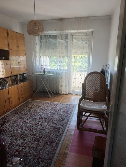 Apartament cu 4 camere în Dacia