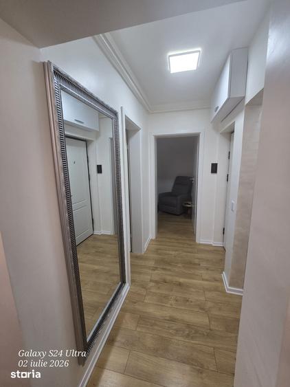 Apartament cu 3 camere în Craiovei