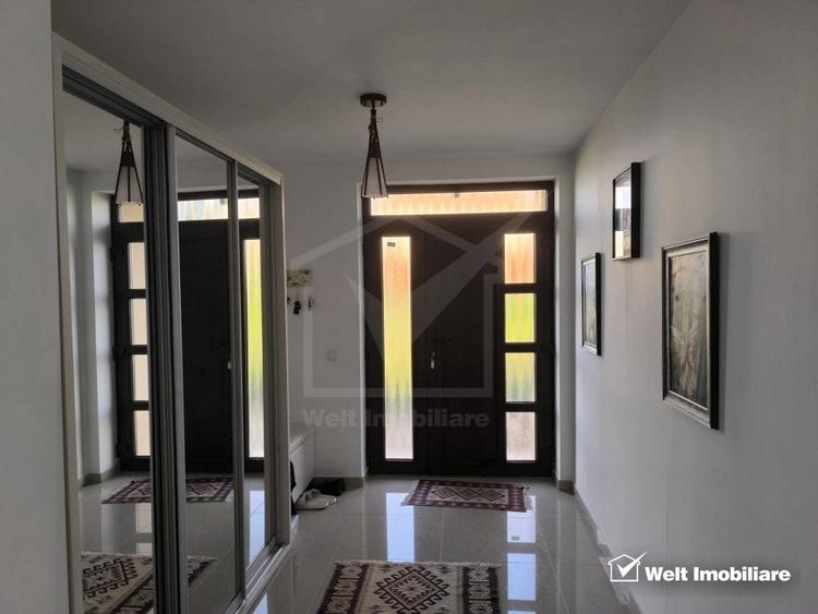 Casă individuală cu 5 camere cu Teren 2586 Mp în Iris