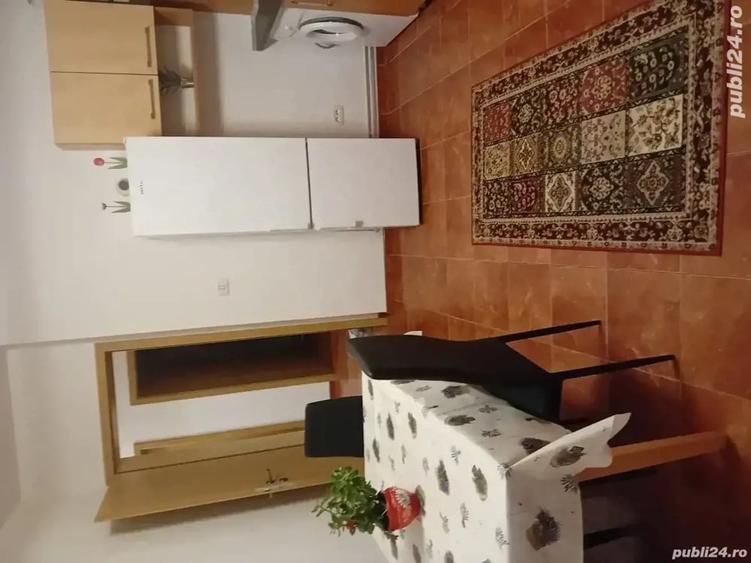 Casă cu 3 camere în Girocului