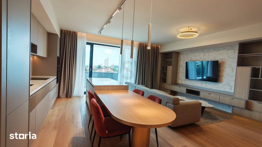 Apartament cu 4 camere în Central