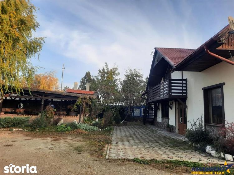 Spațiu comercial, de 380 mp, în Feldioara